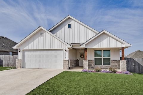 5338 Clear Springs Avenue Springdale AR 72762