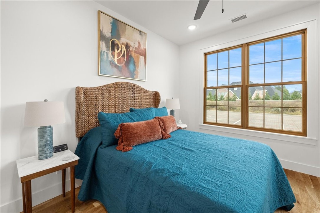 Phase I Pv Twnhms - Residential Lease