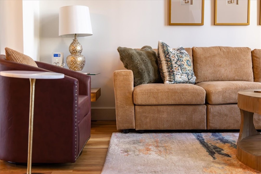 Phase I Pv Twnhms - Residential Lease