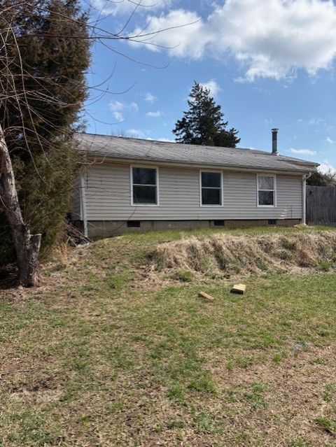 Photo of 634 N Cato Springs Road, Fayetteville, AR 72701 (MLS # 1338417)