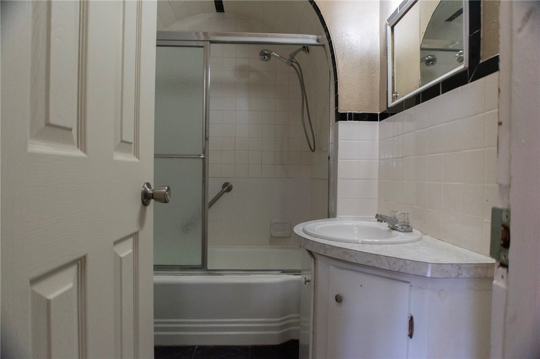 Parks Acreage Gentry - Residential