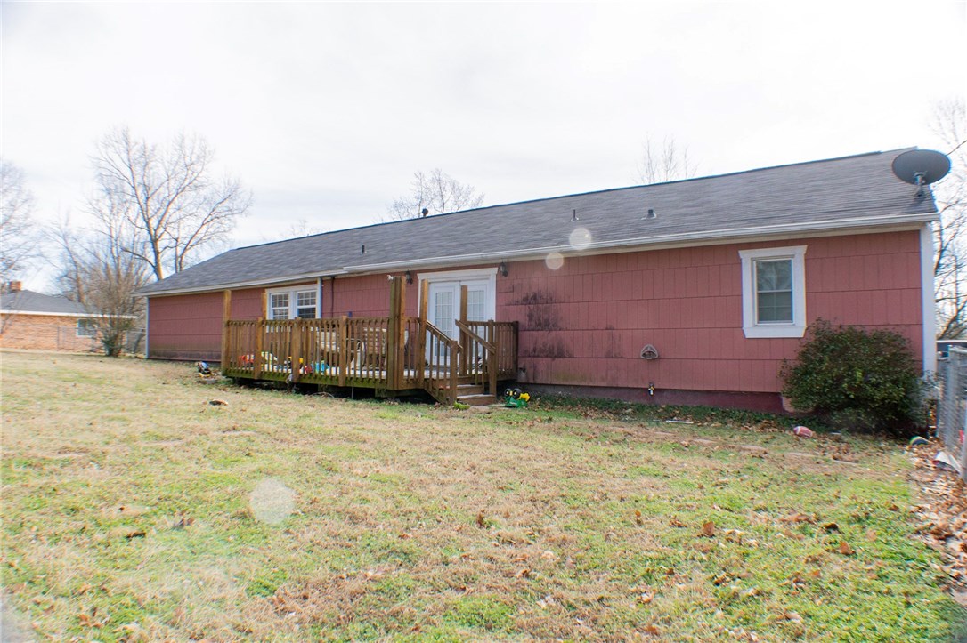 Parks Acreage Gentry - Residential