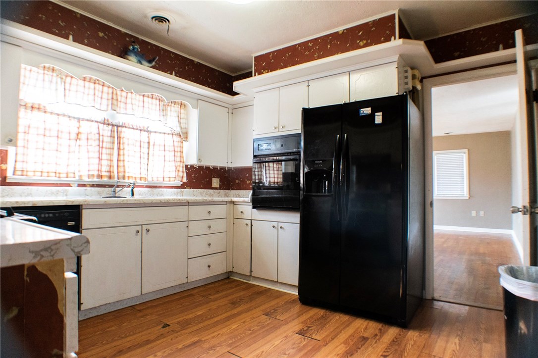 Parks Acreage Gentry - Residential