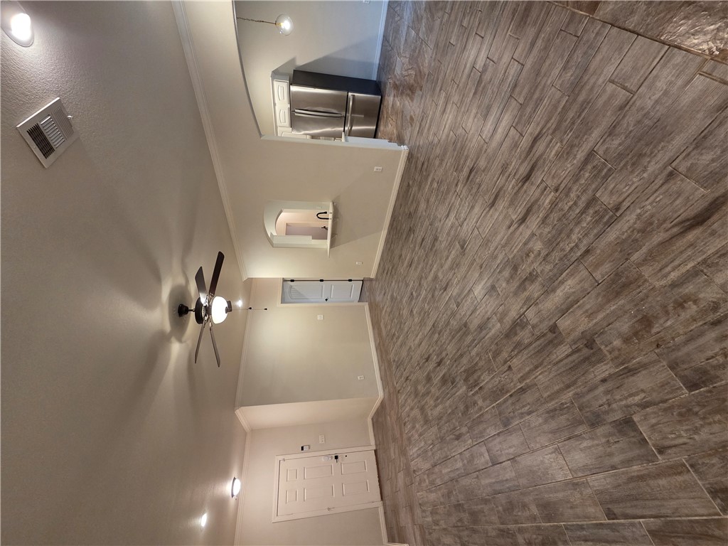 Rollers Ridge Sub Rogers - Residential Lease