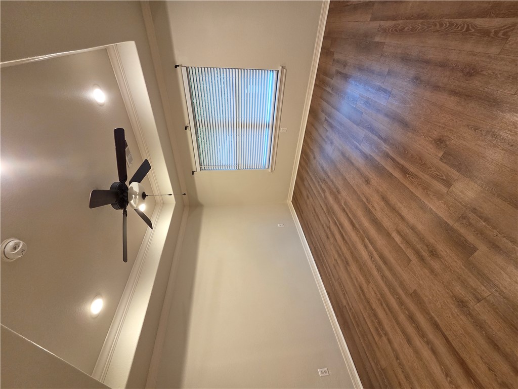 Rollers Ridge Sub Rogers - Residential Lease