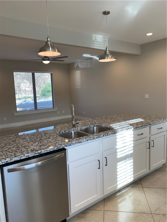 Couchs - Residential Lease