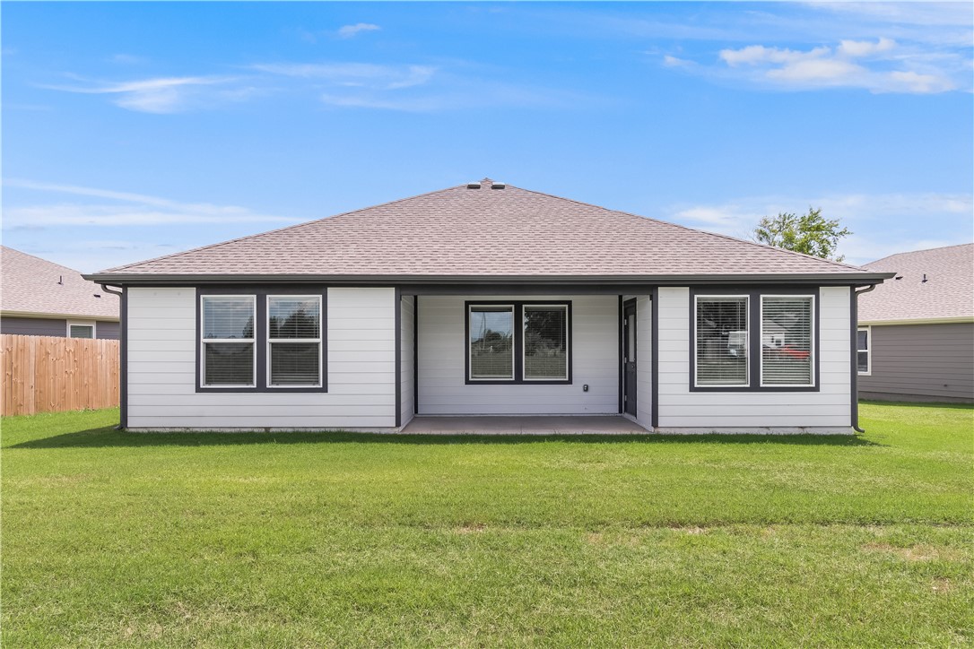 Applewood Estates - Residential Lease