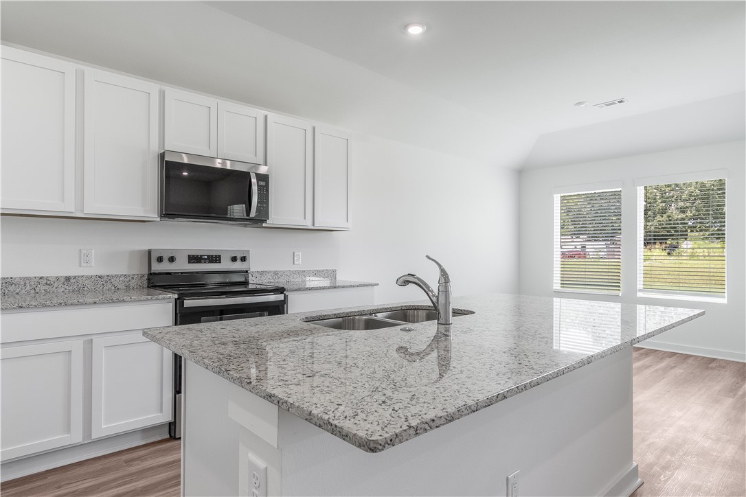 Applewood Estates - Residential Lease