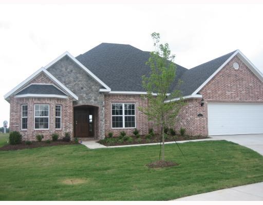 4 bedroom + office. Additional $75/month for 6-month lease term. Showings start 7/1/25 once vacant.