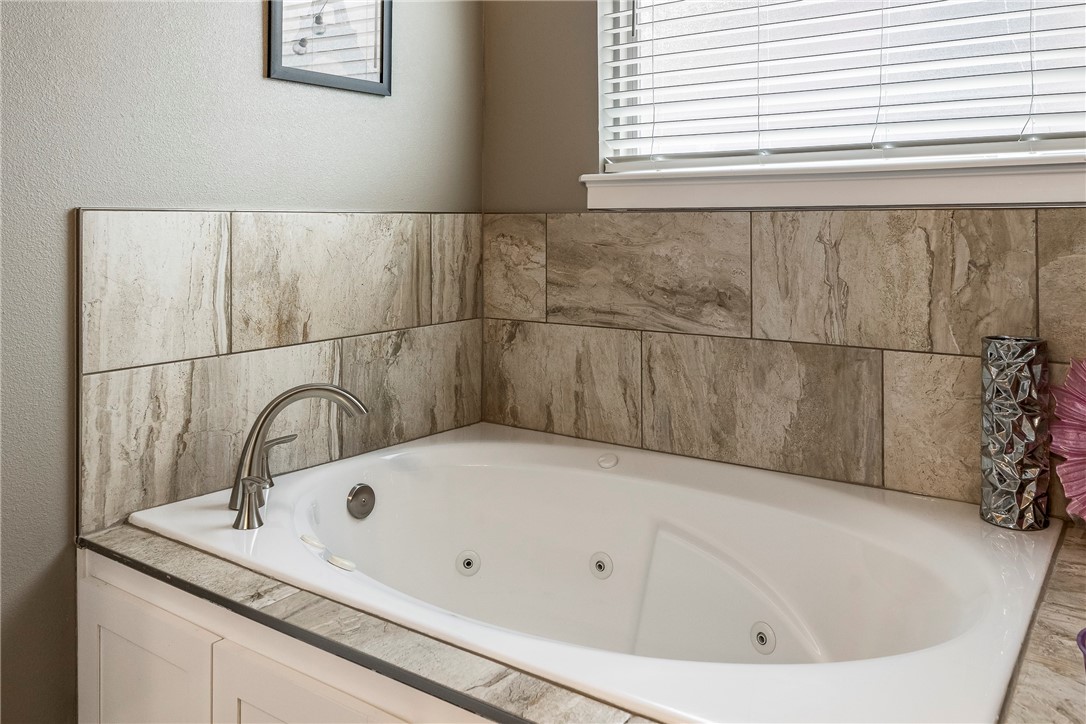 Rolling Acres Ph Ii Sub Bentonville - Residential