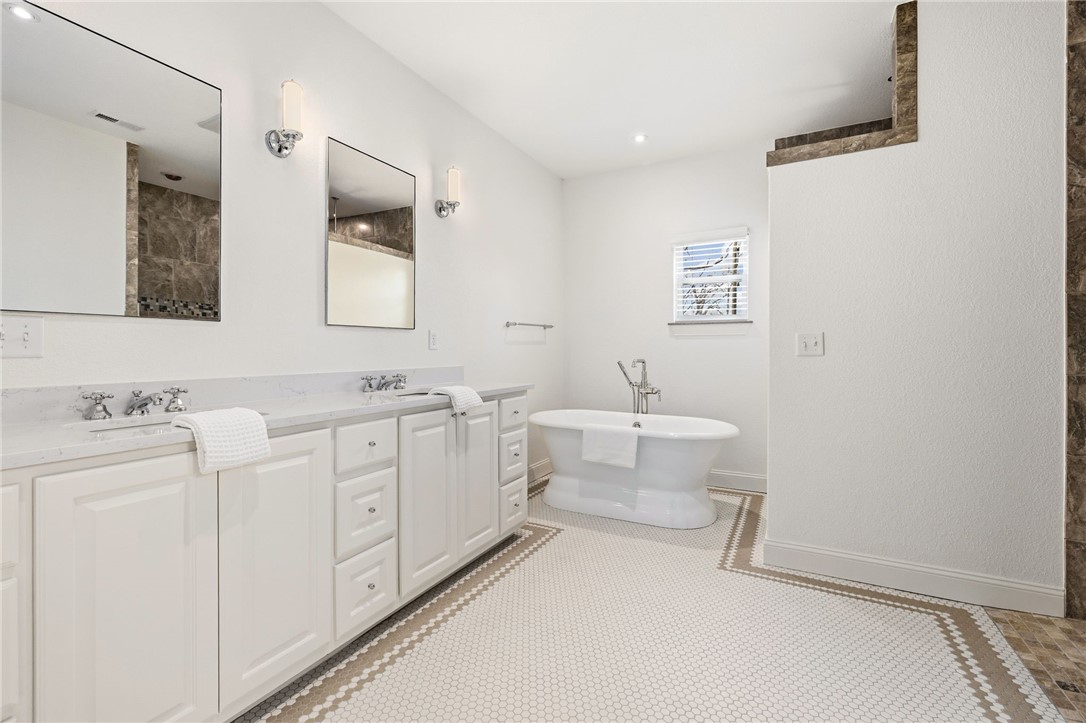 Town/Bentonville - Residential