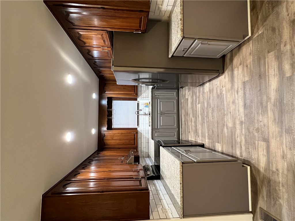 Colony West Add Bentonville - Residential Lease