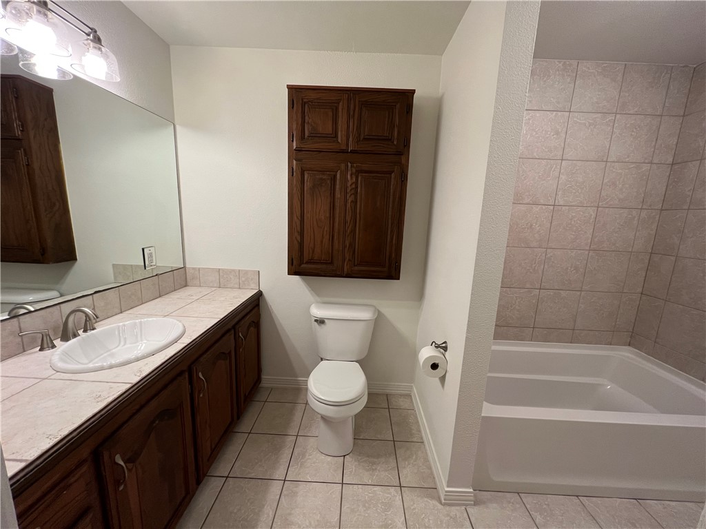 Colony West Add Bentonville - Residential Lease