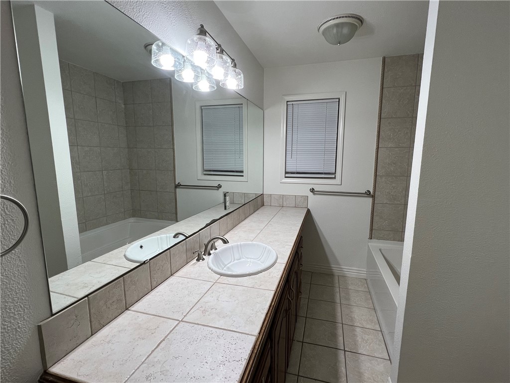 Colony West Add Bentonville - Residential Lease