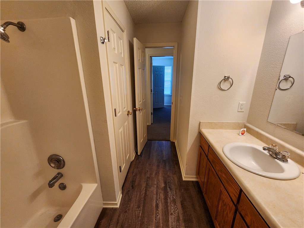 Horseshoe Add - Residential Income