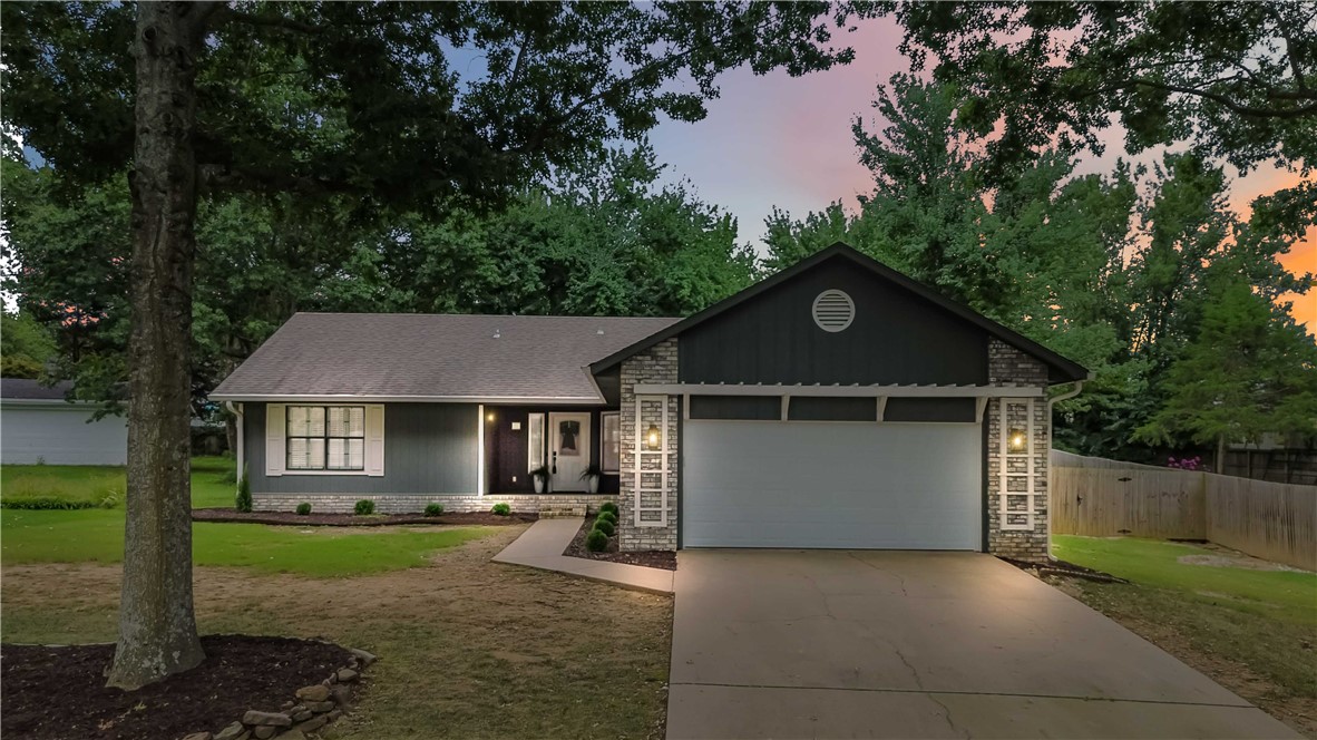 This 3br/2ba home features an open floor plan designed for comfortable living and entertaining. The kitchen showcases quartz countertops and flows seamlessly into the living and dining spaces. The newly updated primary bath adds a touch of modern luxury, while the spacious bedrooms provide plenty of room and walk-in closets. Step outside to enjoy a large backyard with raised garden beds and a deck, perfect for gatherings. Conveniently located near I49 and easy access to downtown Fayetteville. Yard has had french drains installed with box drainage.
