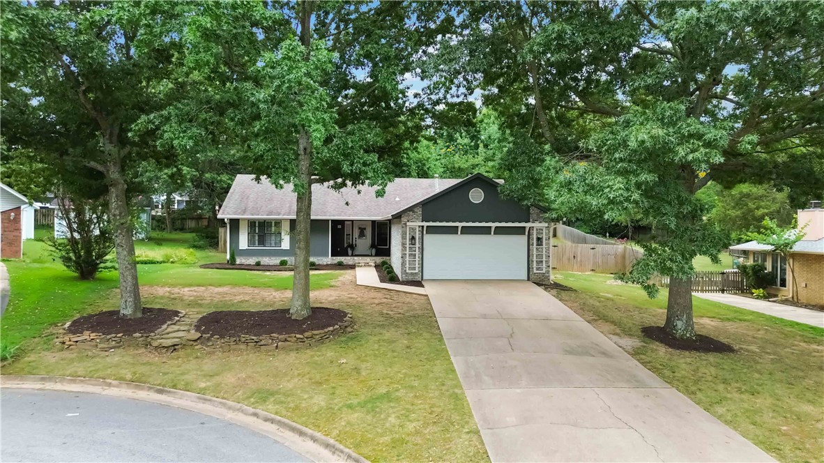 Country Club Estates - Residential