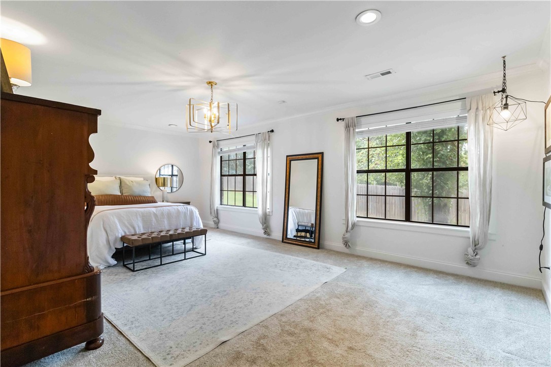 Country Club Estates - Residential