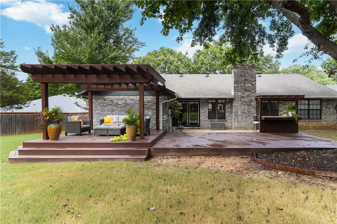 Country Club Estates - Residential