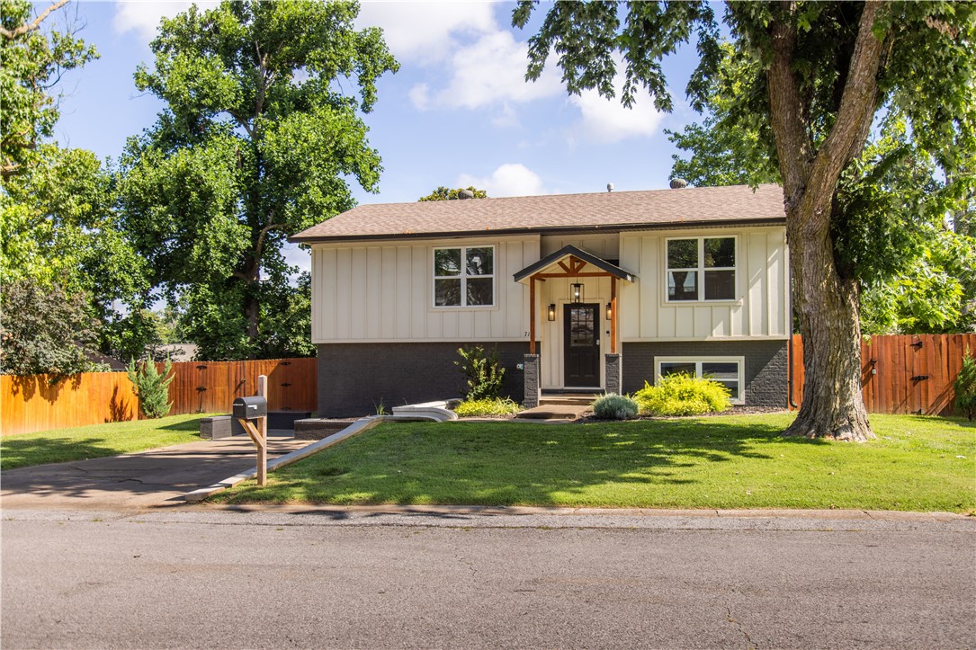 Located in a mature neighborhood on a cul de sac. Great opportunity for a personal home or investment property. Walk or bike to the downtown Bentonville square AND the new STEM university. Only 2 miles from the new Walmart Home Office Campus. Step into this inviting home in the heart of downtown Bentonville that offers plenty of space for the whole family with 4 bedrooms, 3 full bathrooms, 2 living spaces, and large fenced-in backyard. In addition to the 4 spacious bedrooms, there is a flex space on the lower level that is currently being used as an office. This property is currently a short-term rental/Airbnb. Furnishings are negotiable. Schedule a showing today!
