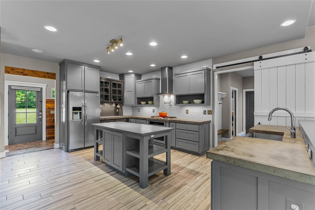 Woodridge Manor Rurban - Residential