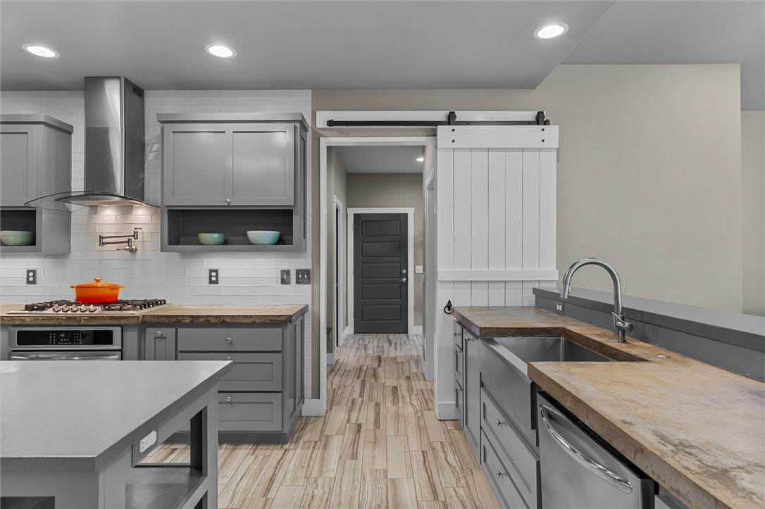 Woodridge Manor Rurban - Residential