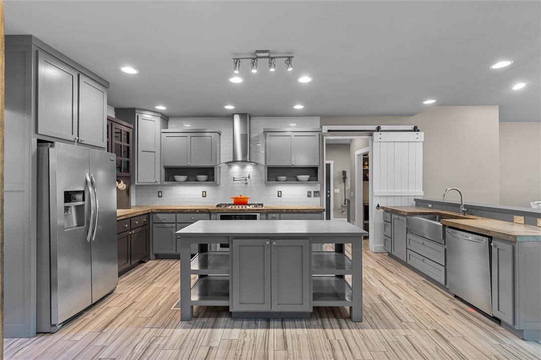 Woodridge Manor Rurban - Residential