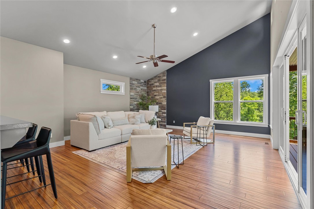 Woodridge Manor Rurban - Residential