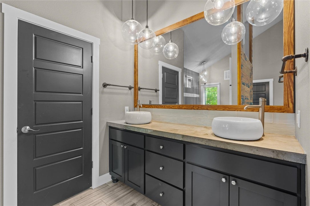Woodridge Manor Rurban - Residential