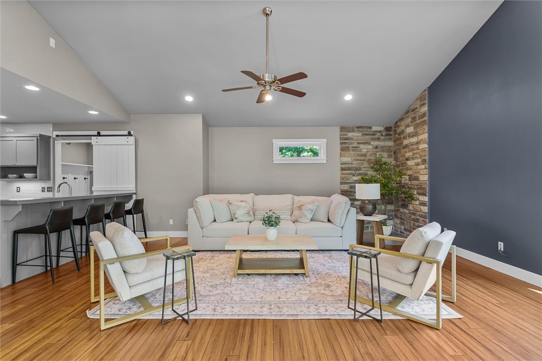 Woodridge Manor Rurban - Residential