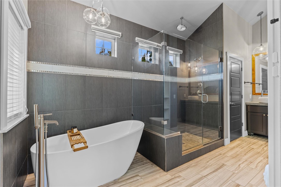 Woodridge Manor Rurban - Residential
