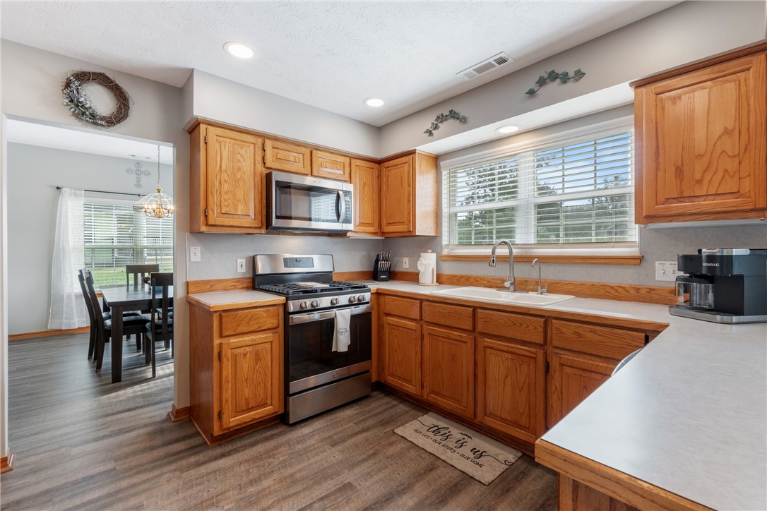 Unit 106 Holiday Island - Residential