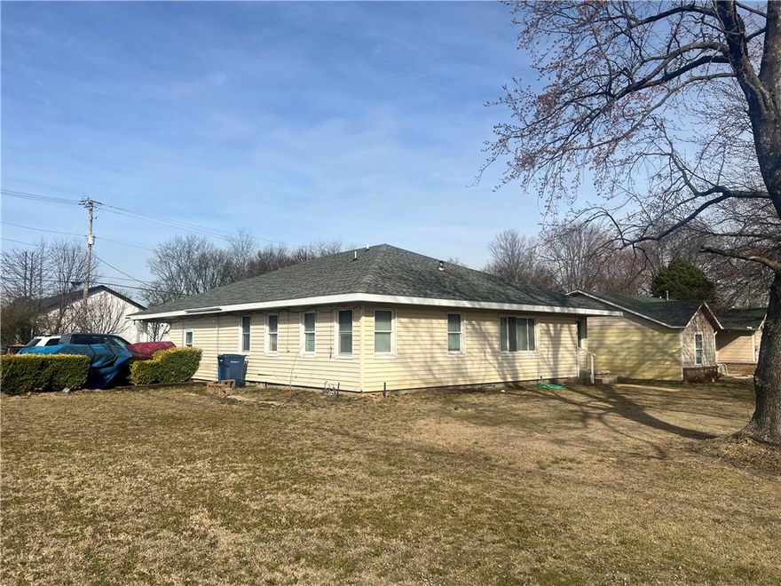 Property is zoned R-O. Currently used as a primary residence, 5 bedroom 2 full bath. Prime location! Downtown Siloam Springs. Simple office conversion. Good for an attorneys office, insurance, business etc. You make it your own or keep as your primary!
2,060 heated sq ft, sitting on a corner lot with great road exposure. Endless potential with this unique property in the heart of Siloam Springs.