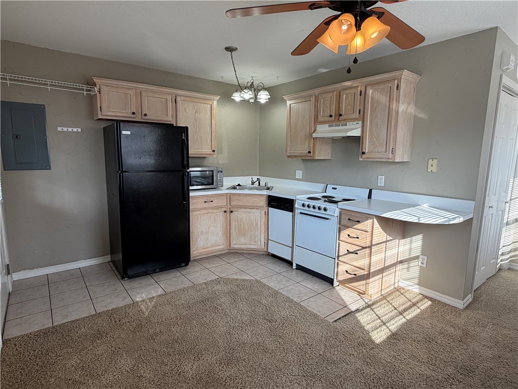 Couchs - Residential Lease