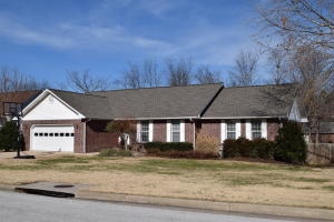 One of the best floor plans for a 3 bd/2 baths home. Spacious rooms and spacious closets. Open floor plan. Privacy fenced backyard with new maintenance free deck. Roof was new last year (2014). Garage has added storage systems that convey. Near the end of a cul-de-sac street.
