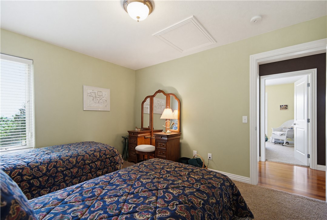 Unit 117 Holiday Island - Residential