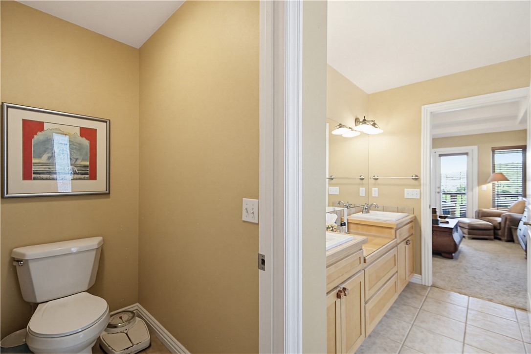 Unit 117 Holiday Island - Residential