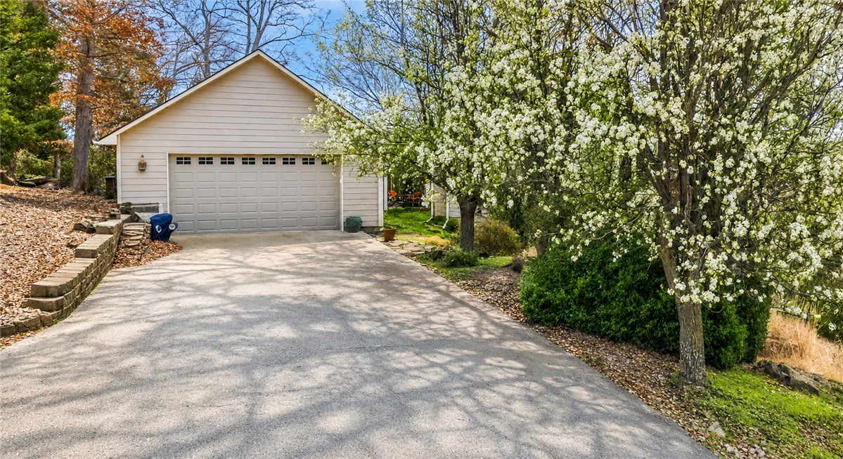 Unit 117 Holiday Island - Residential
