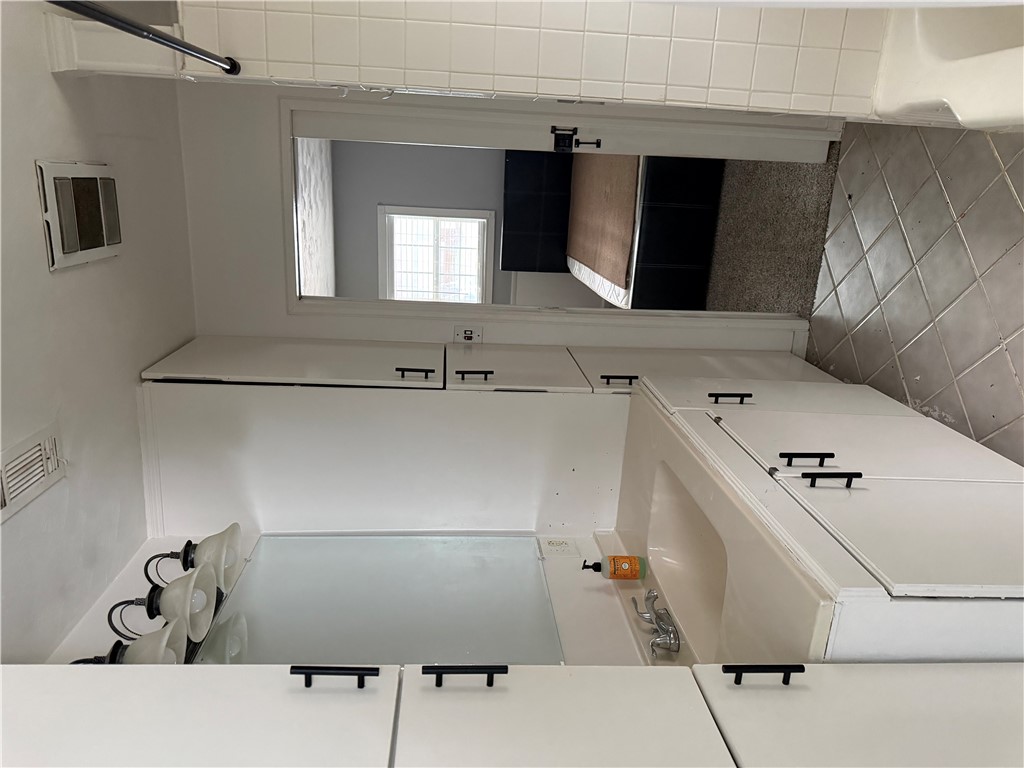 Beauchamps Add Siloam Spgs - Residential