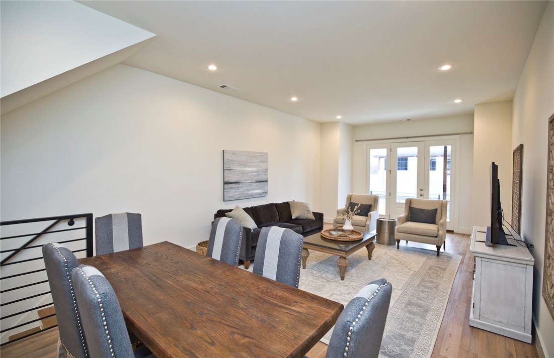 T J Hollands Sub Bentonville - Residential