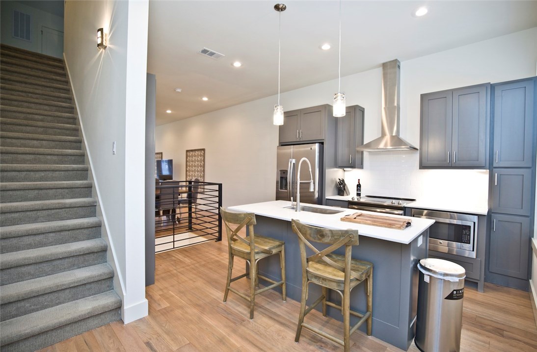 T J Hollands Sub Bentonville - Residential