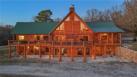 1709 Star Hollow Road Washburn MO 65772