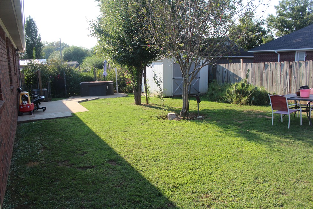 Shadow Valley Iv - Residential