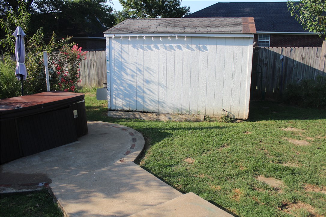 Shadow Valley Iv - Residential