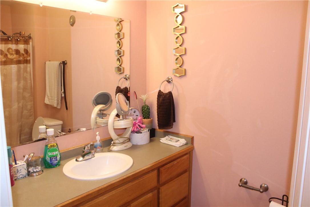 Shadow Valley Iv - Residential