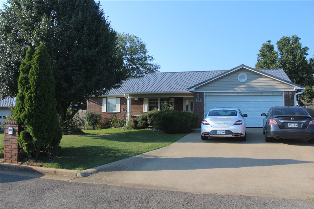 Beautiful home located just minutes from downtown Clarksville and I40. This home has been well cared for and offers 3 bedrooms, 2 baths and a large living room area. The seller just installed a new metal roof. The backyard is privacy fenced with a nice sized storage shed and garden area. There is an additional poured concrete walkway off the back patio area. This home is centrally located between Hwy 21 and 64. Come take a look at this new listing...