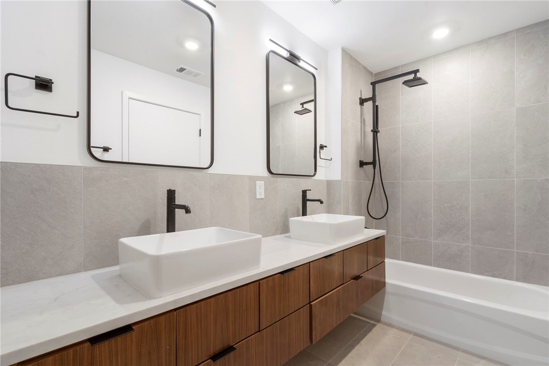 Youngs Add Bentonville - Residential