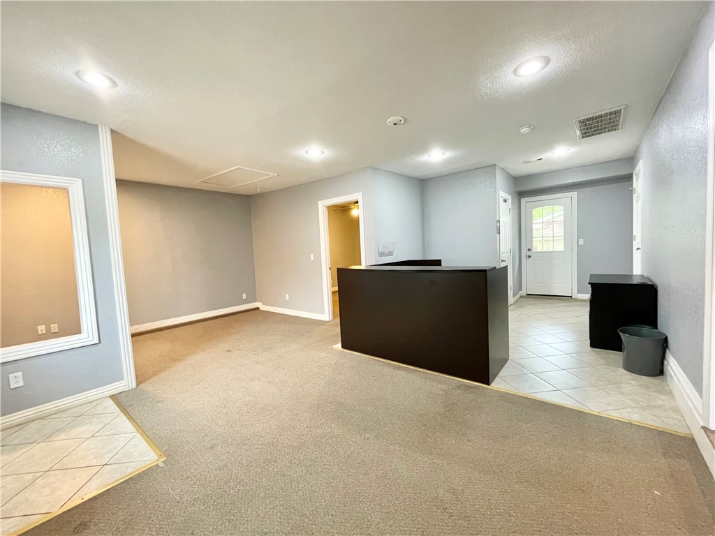 Birds 4th Sub - Commercial Lease