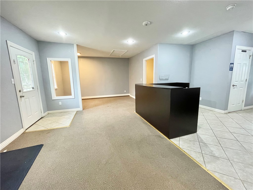 Birds 4th Sub - Commercial Lease