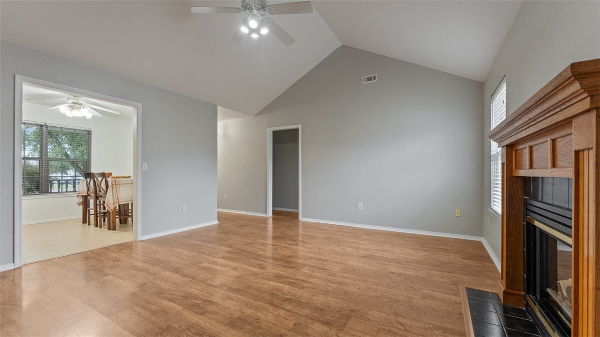 Hales Add Rogers - Residential Lease